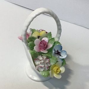Vtg 1960s Royal Doulton Floral Bone China Porcelain Flower Basket.
